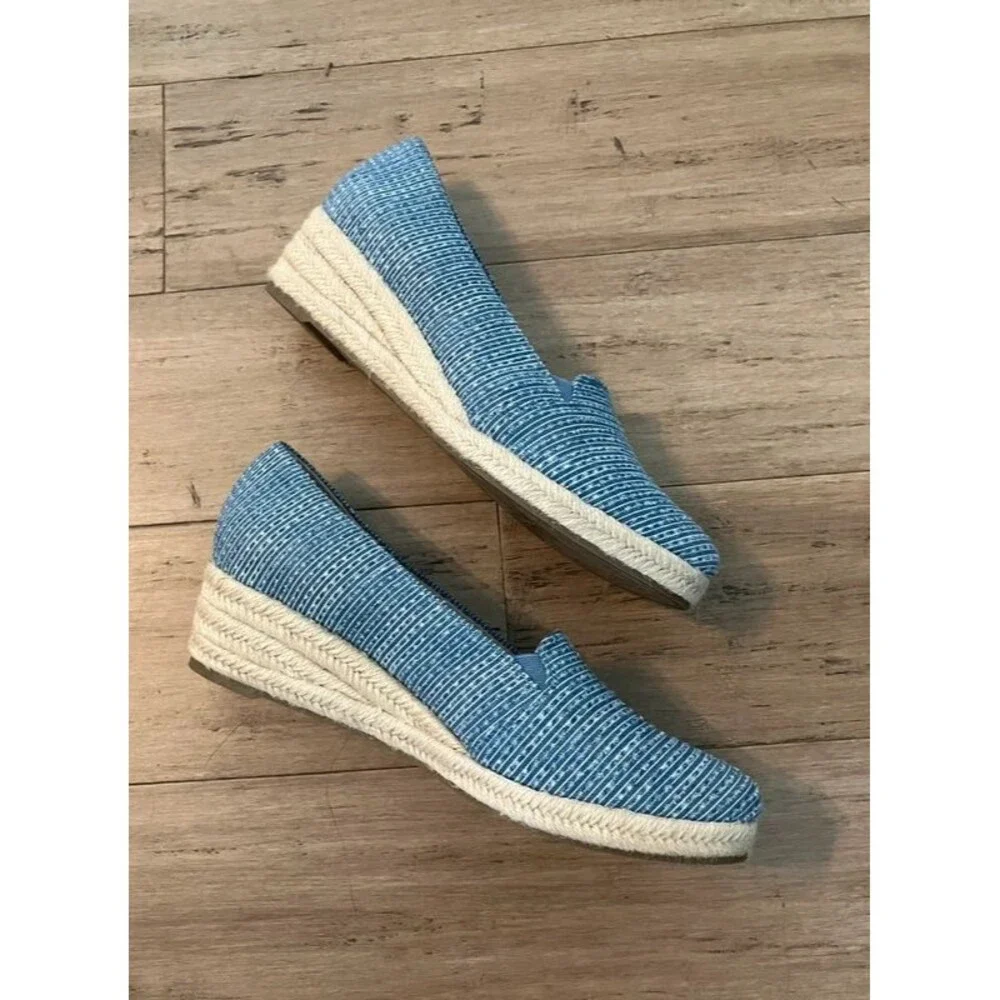 Life Stride blue women’s wedge espadrilles size 9.5